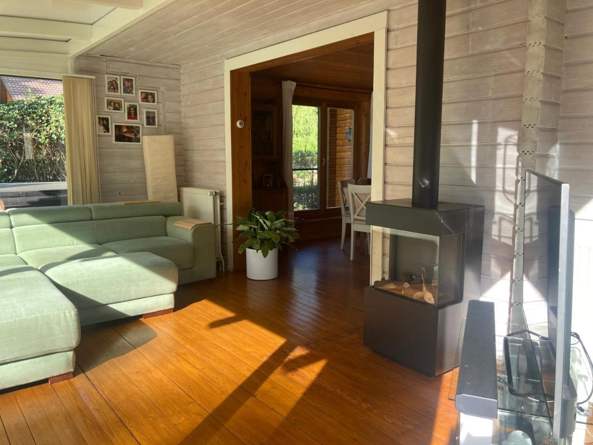Houten Chalet/Bungalow In Het Bos, Sauna, Jacuzzi Meijel Exterior foto